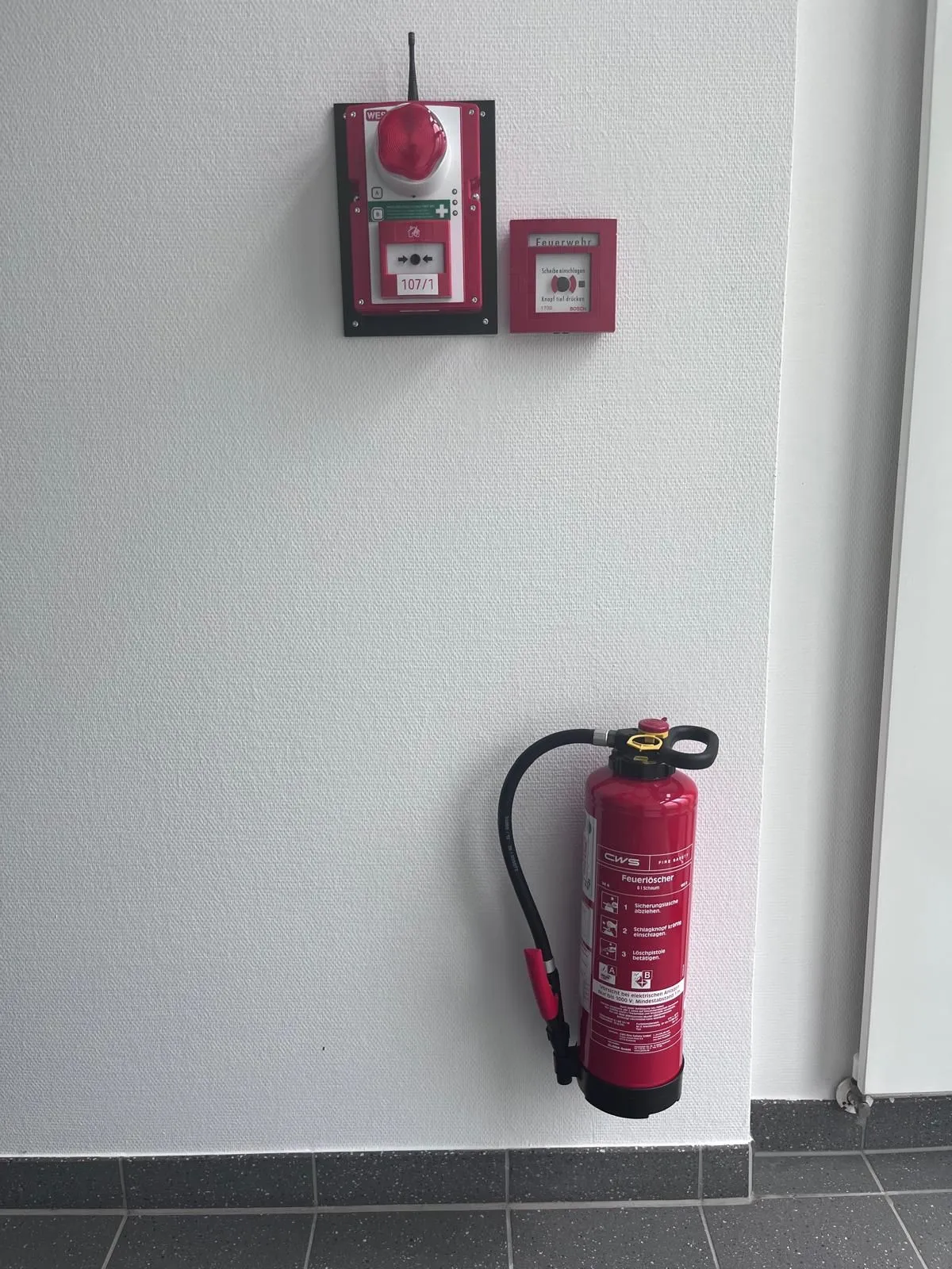 Feuerlöscher - Bestandteile eines Flucht- und Rettungsplans